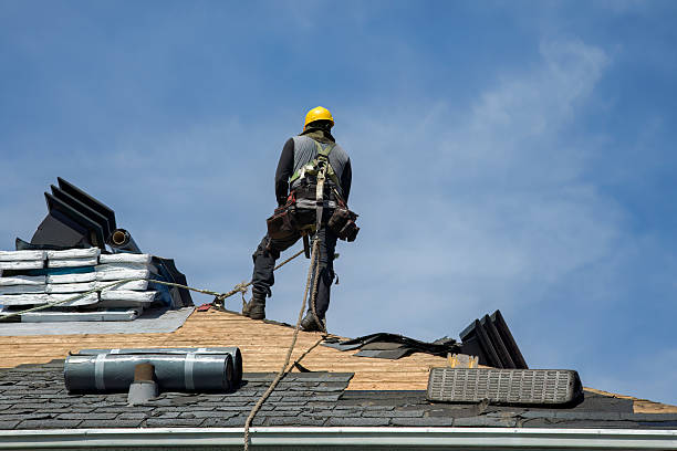 Professional Roofing technician working in Canyon Creek, MT